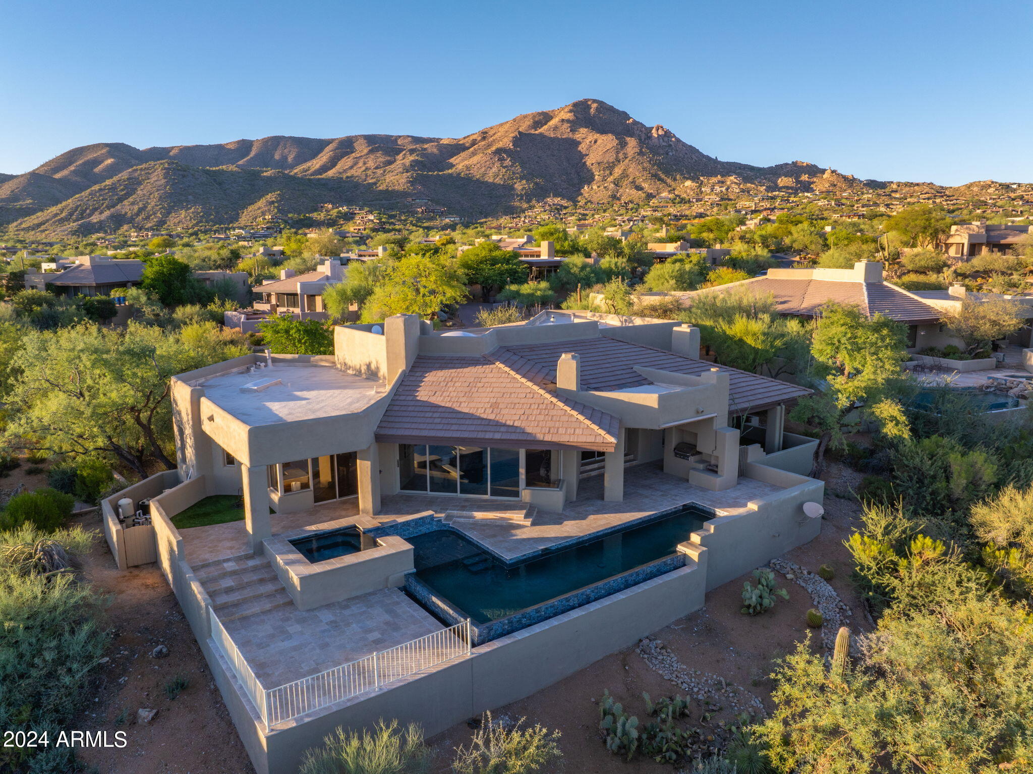 DESERT MOUNTAIN - Residential