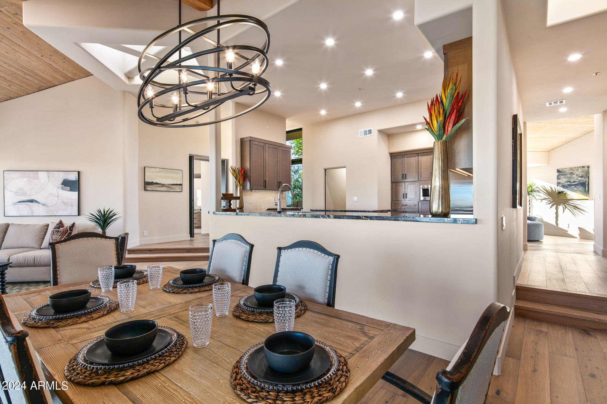 DESERT MOUNTAIN - Residential