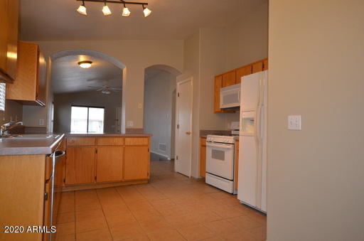 CHAPARRAL VILLAGE PHASE 3 & 4 - Residential Lease