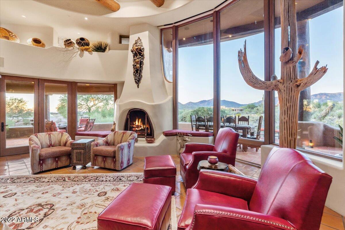 DESERT MOUNTAIN - Residential