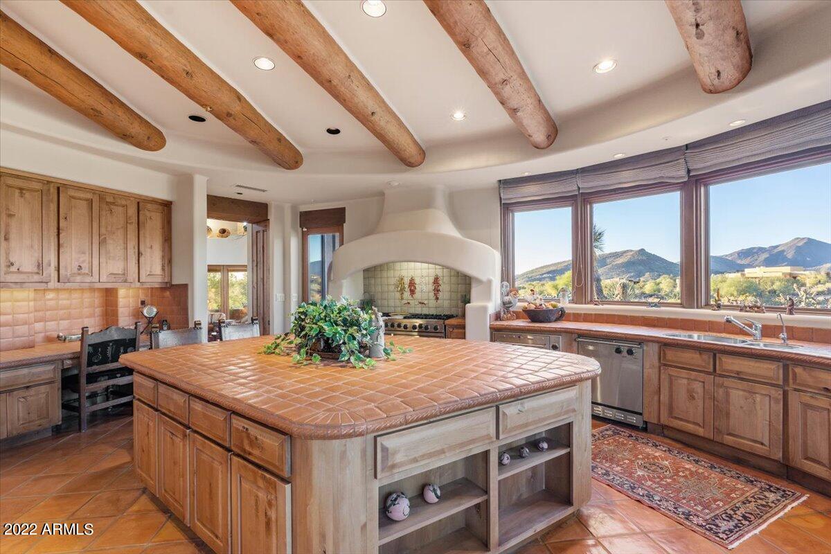 DESERT MOUNTAIN - Residential