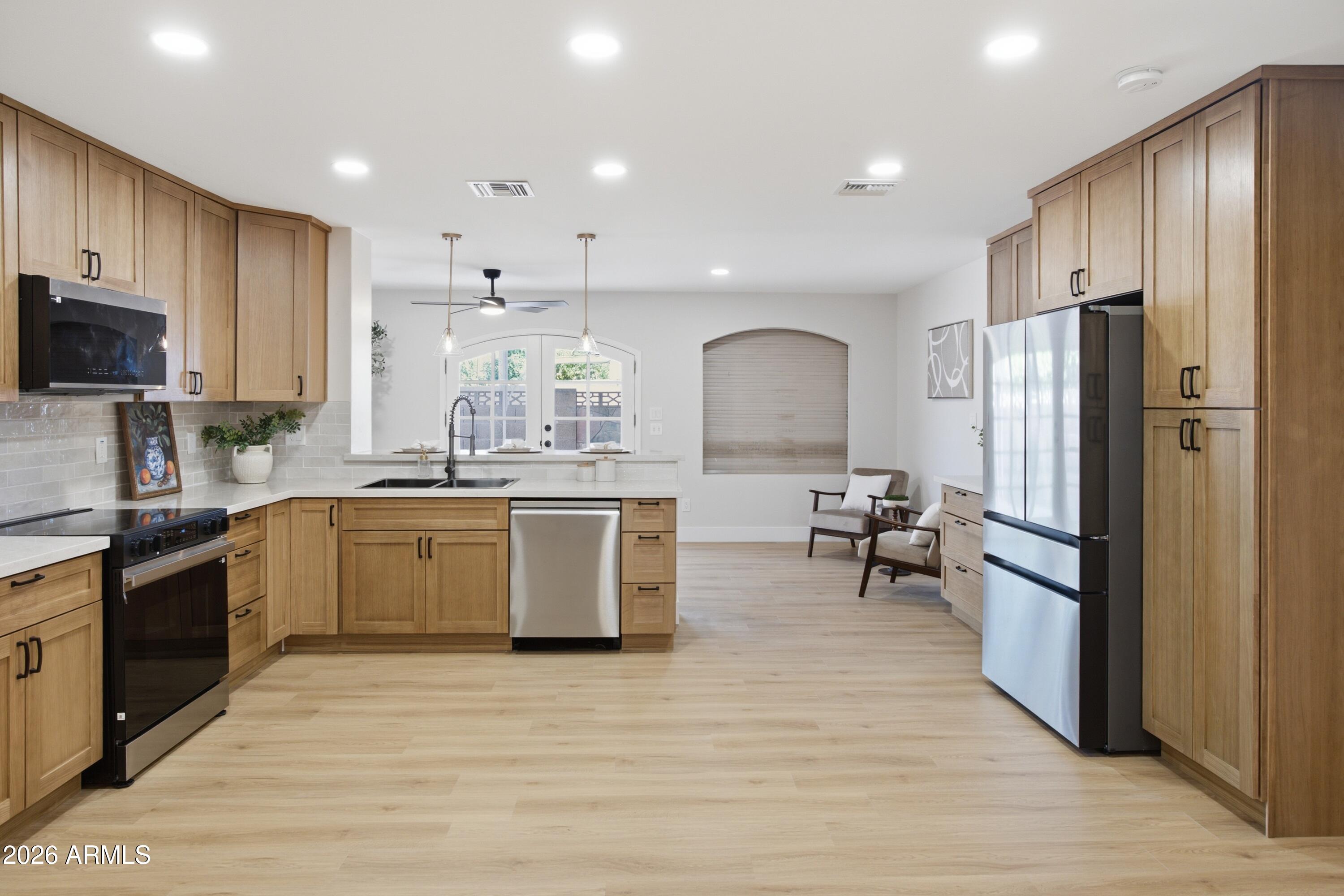 DEB-LIN TERRACE - Residential