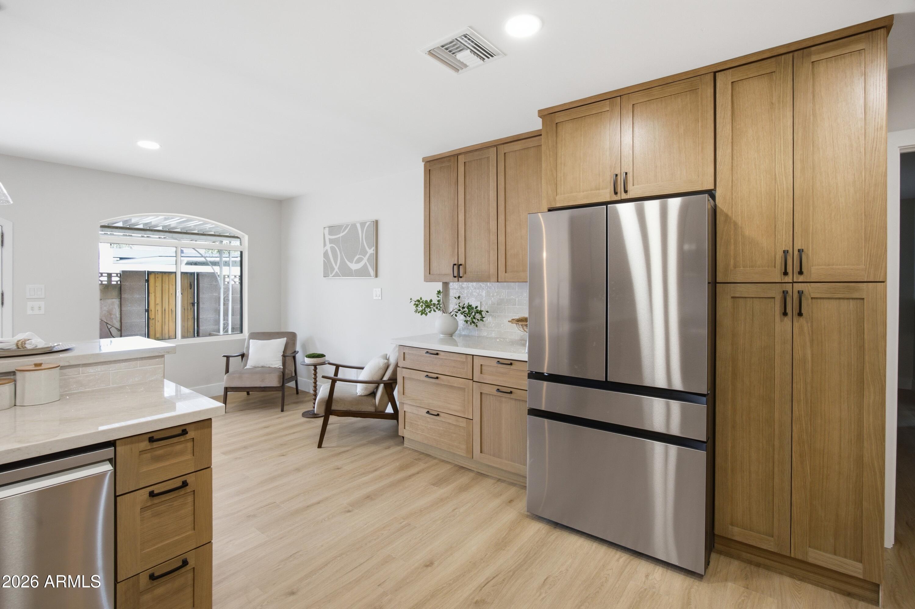 DEB-LIN TERRACE - Residential