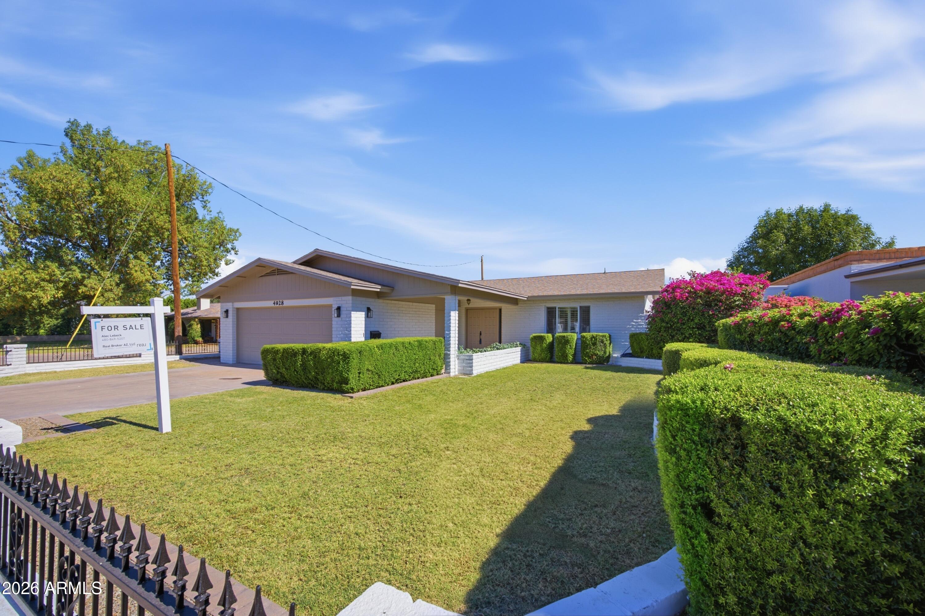 DEB-LIN TERRACE - Residential