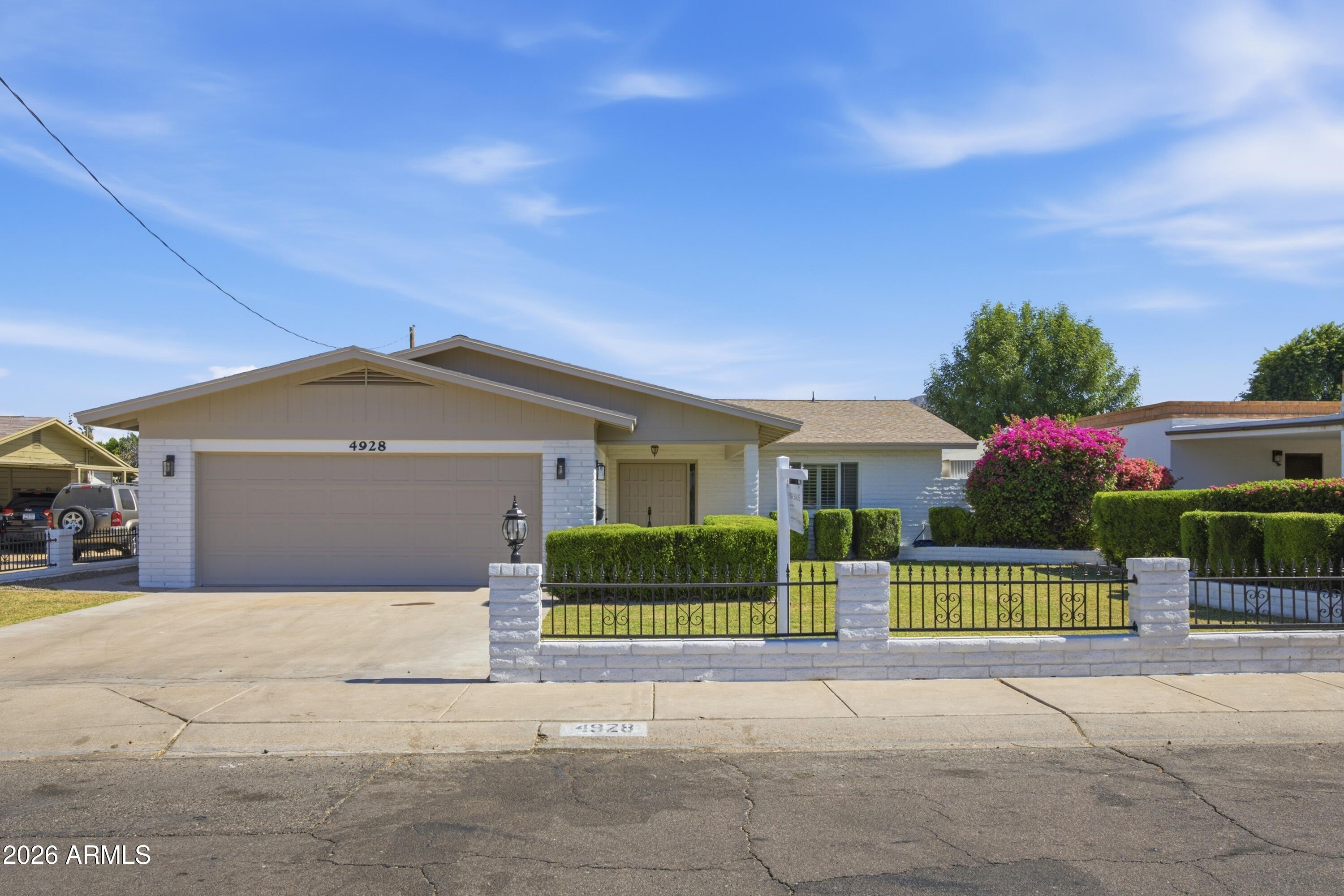 DEB-LIN TERRACE - Residential