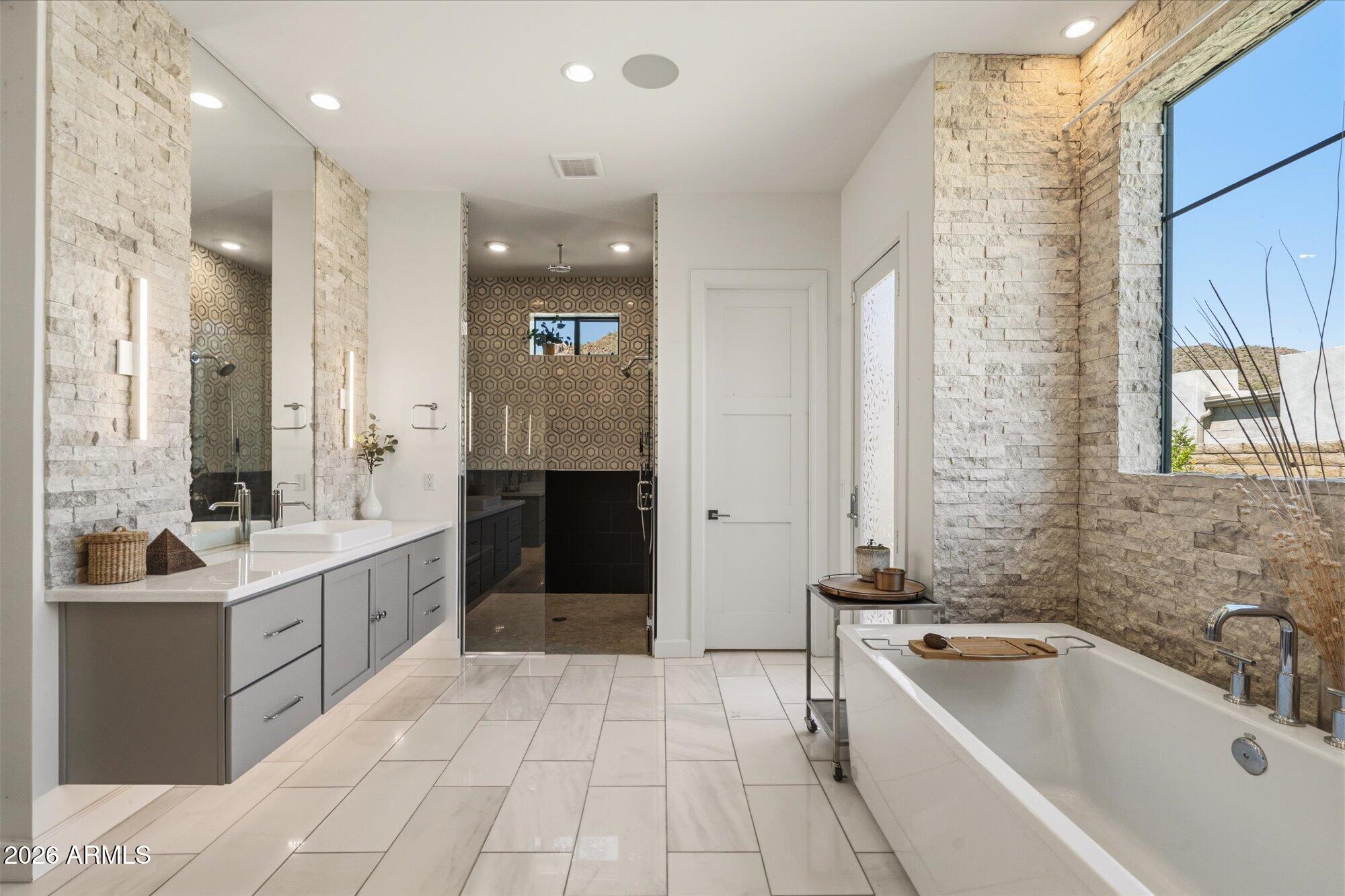 ADERO CANYON PARCEL 7 - Residential