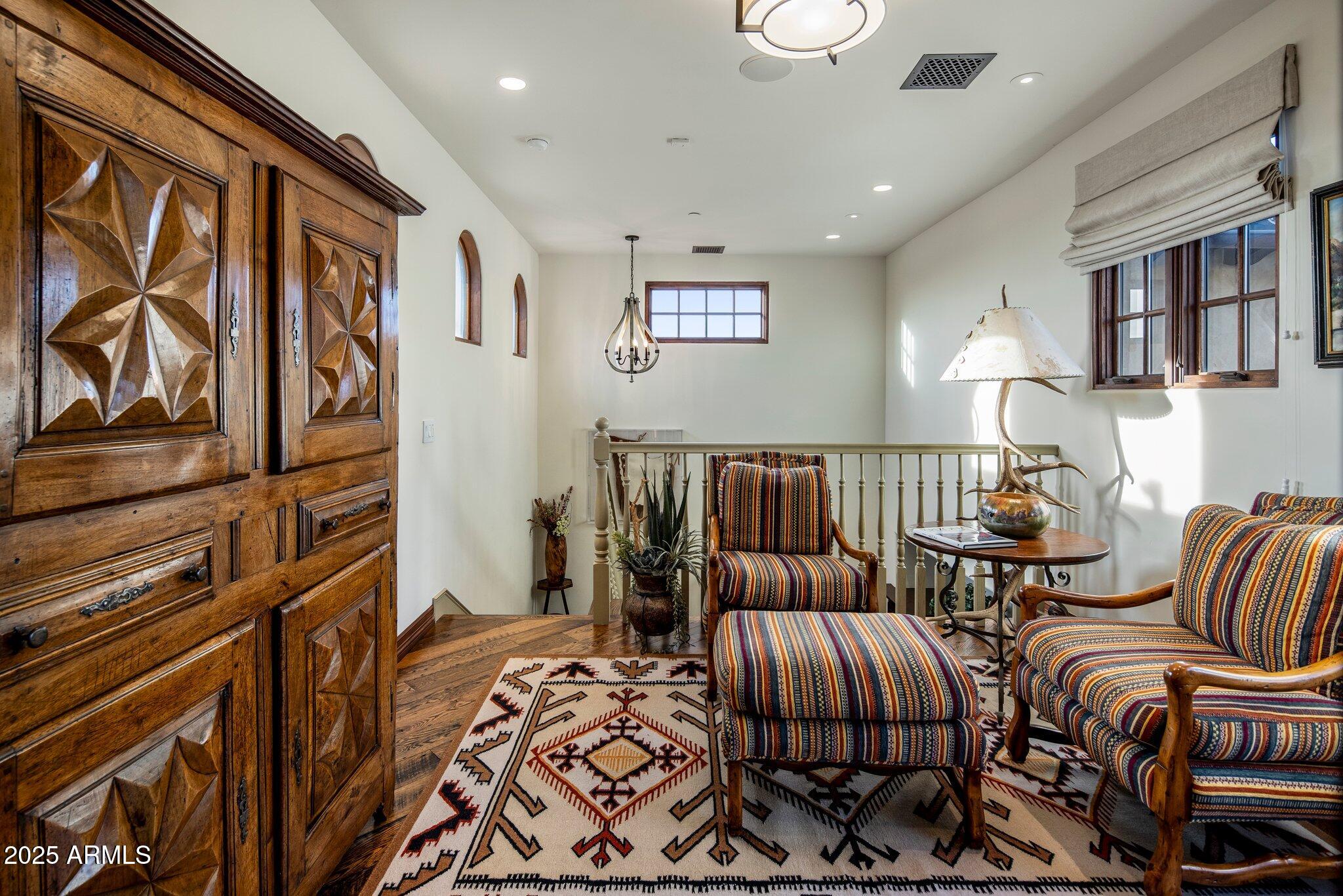 ESTANCIA - Residential
