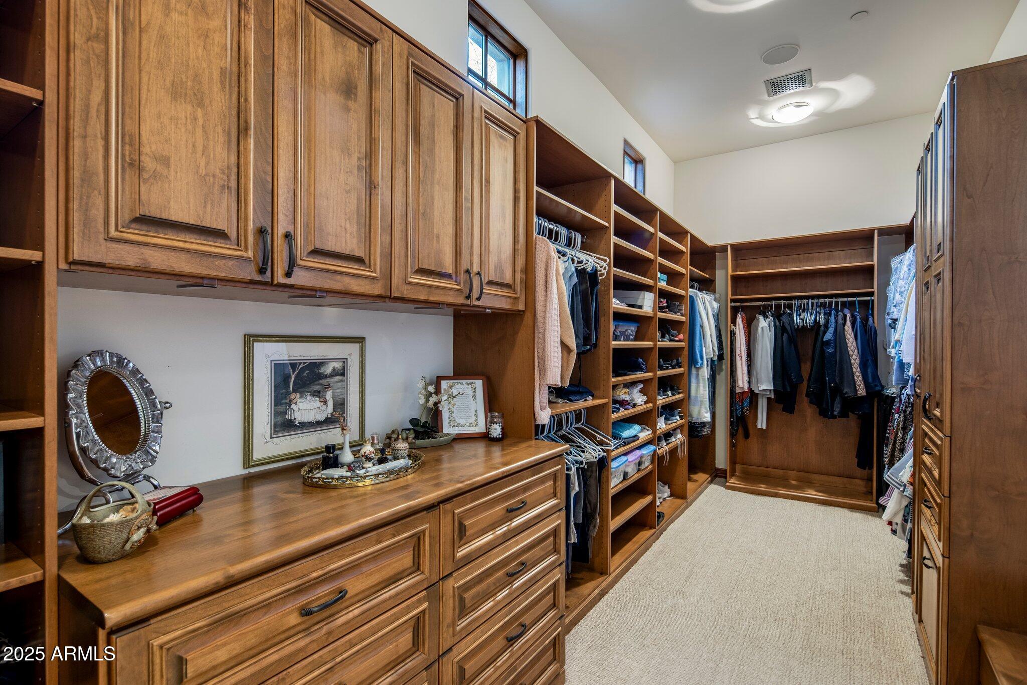 ESTANCIA - Residential