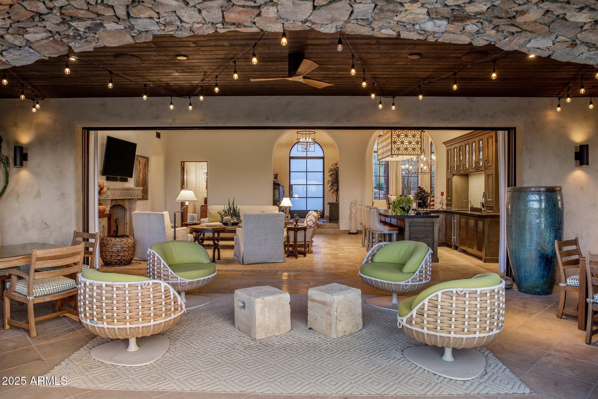 ESTANCIA - Residential