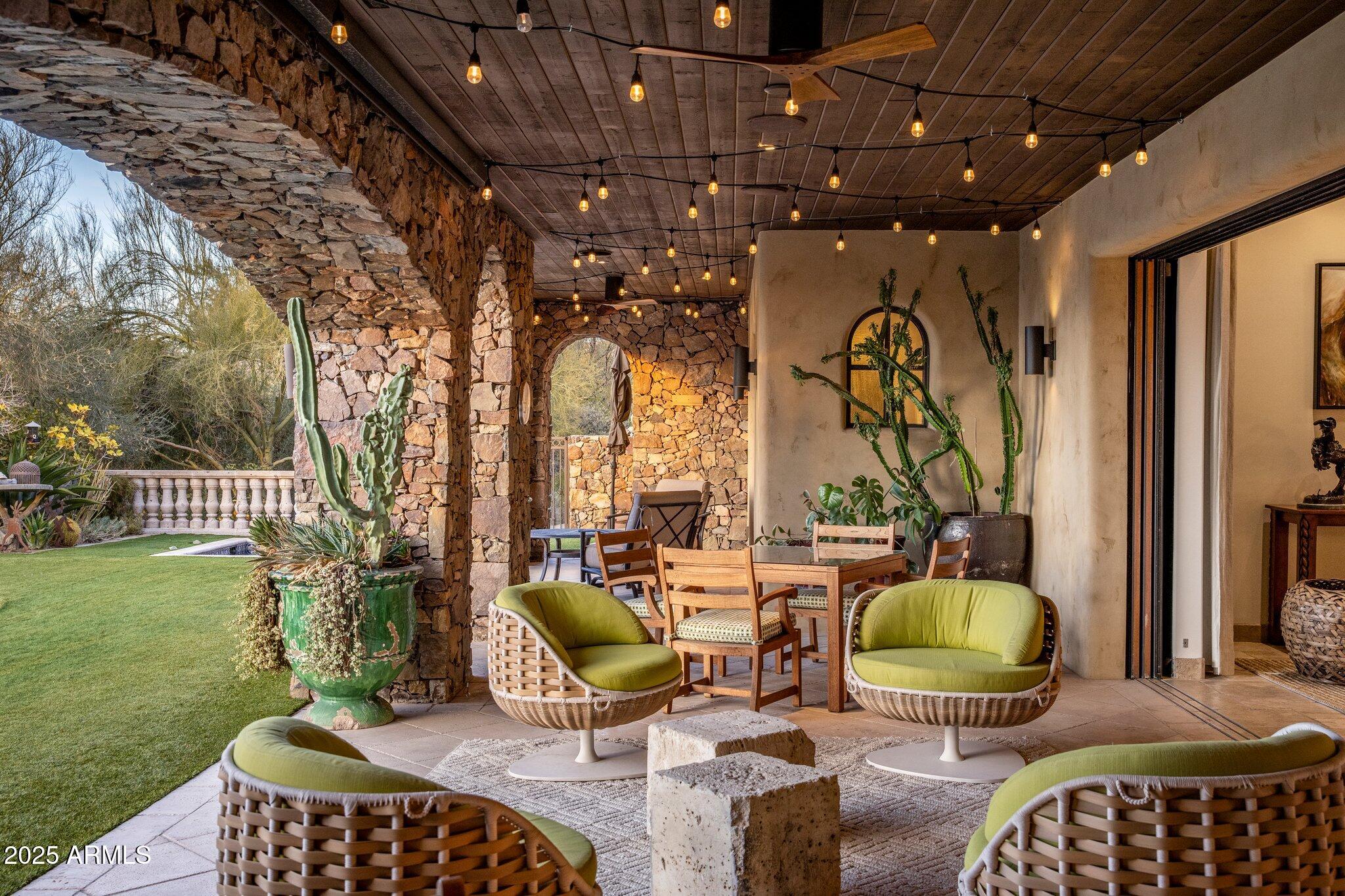 ESTANCIA - Residential
