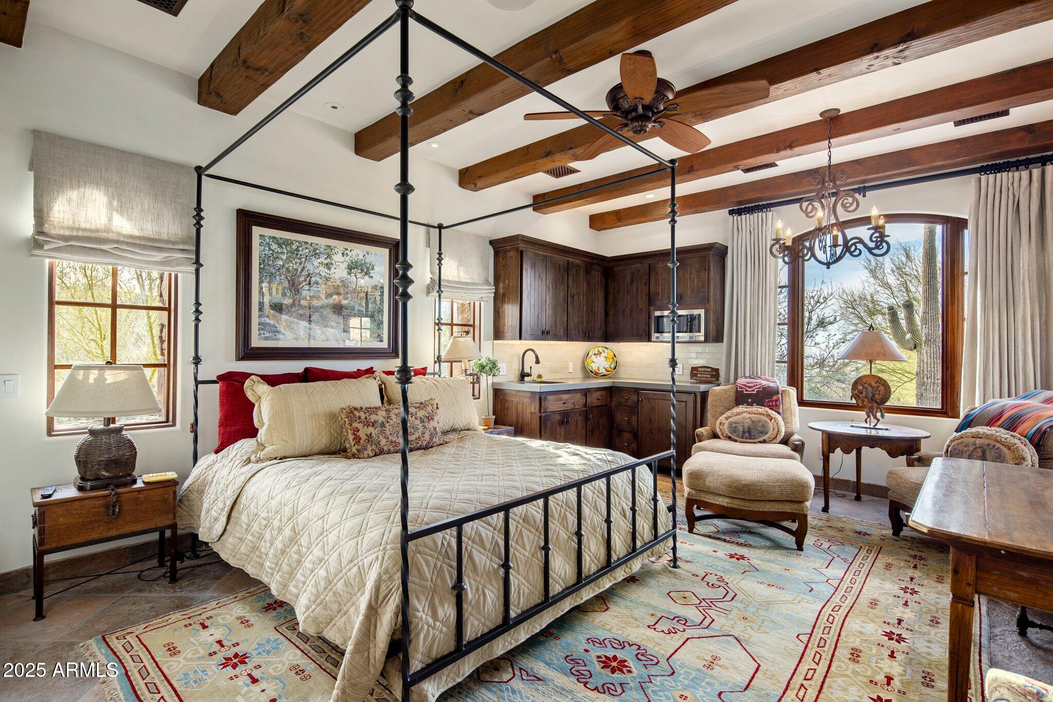 ESTANCIA - Residential
