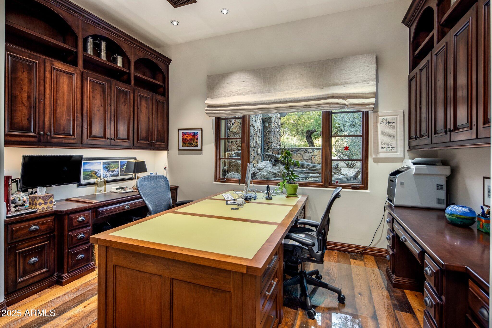 ESTANCIA - Residential