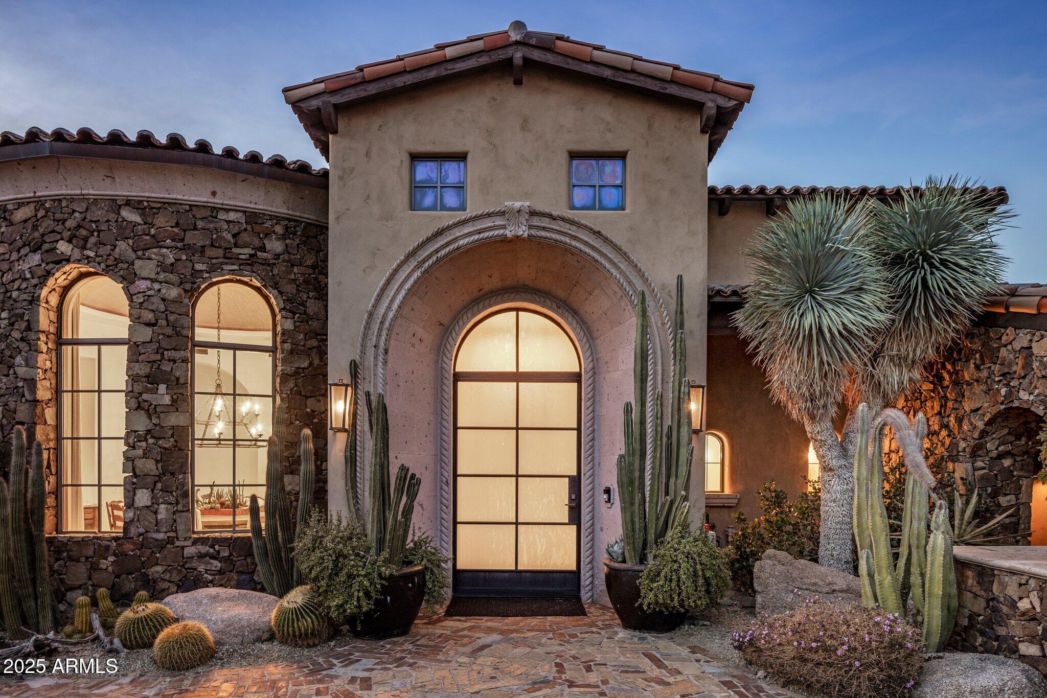 ESTANCIA - Residential