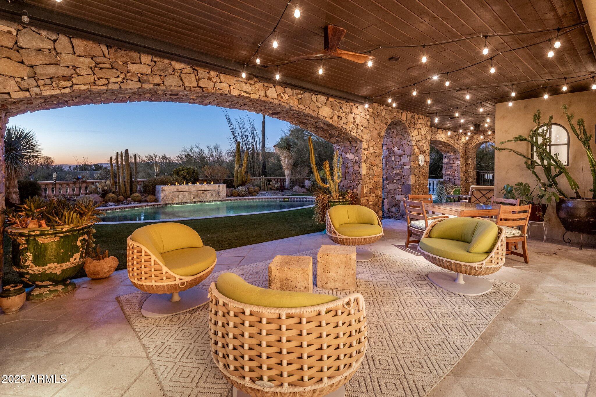 ESTANCIA - Residential
