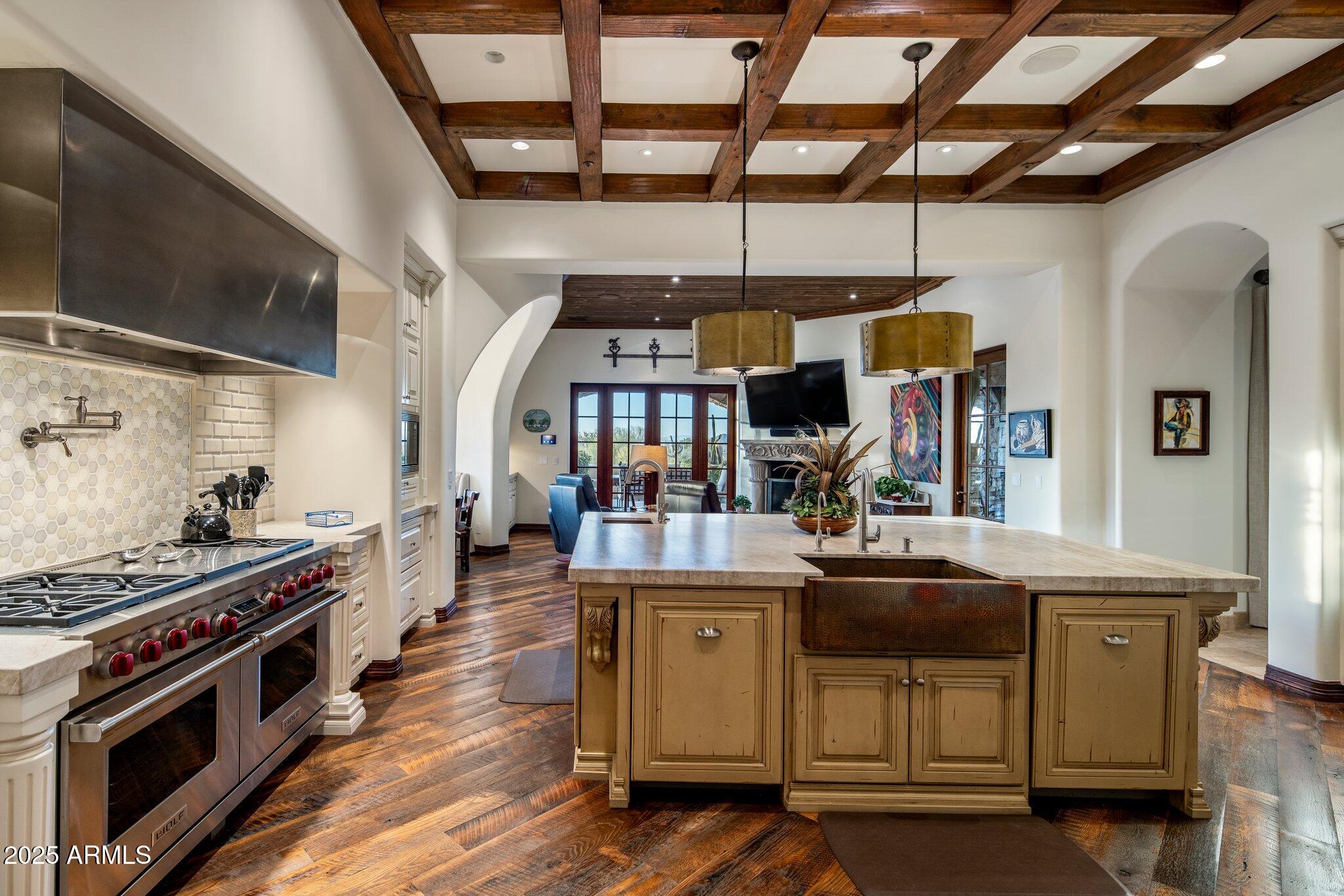 ESTANCIA - Residential
