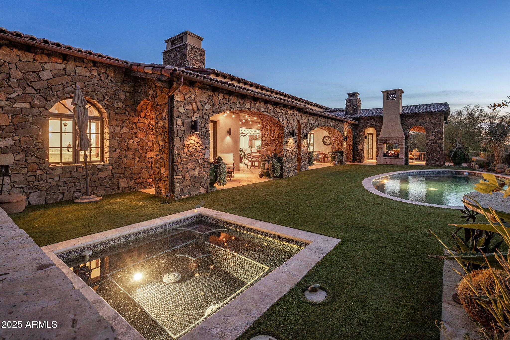 ESTANCIA - Residential