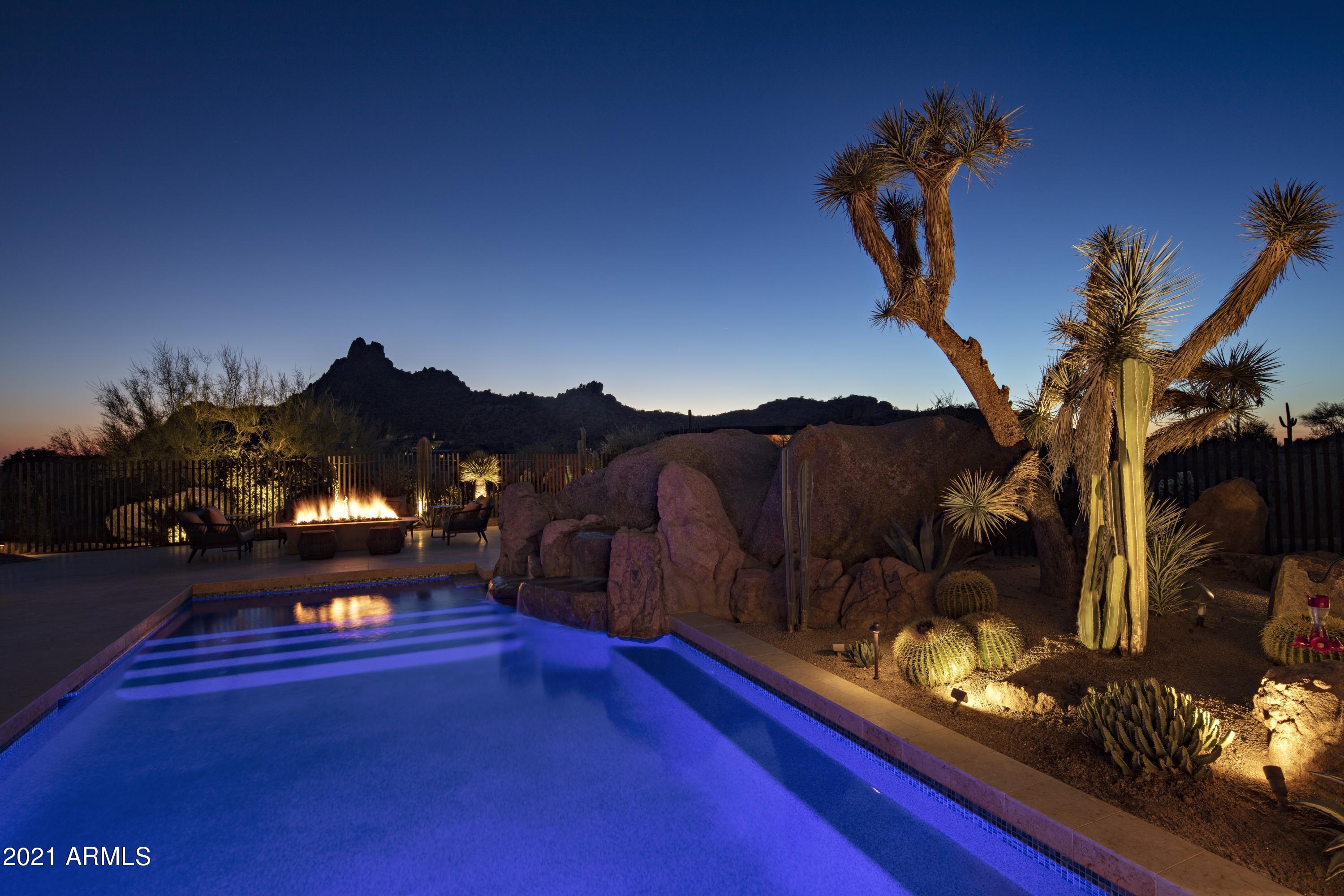 ESTANCIA - Residential