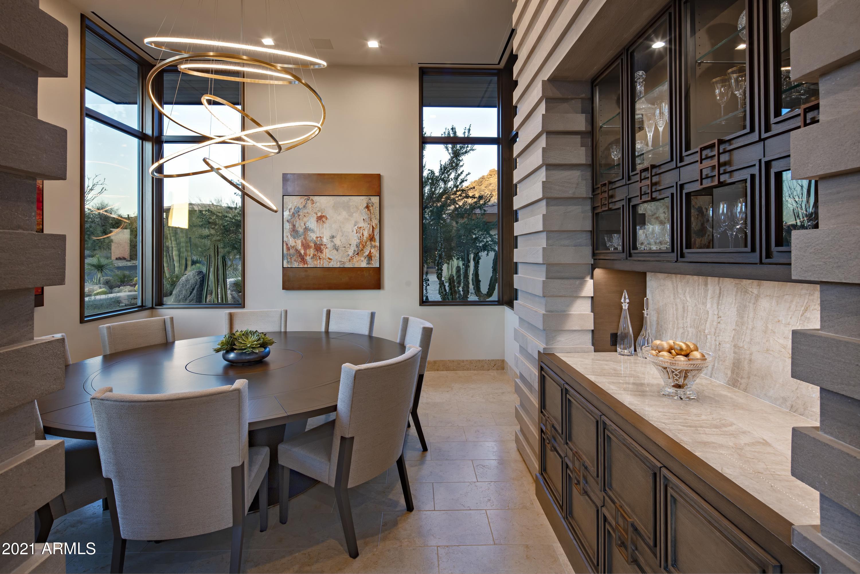 ESTANCIA - Residential