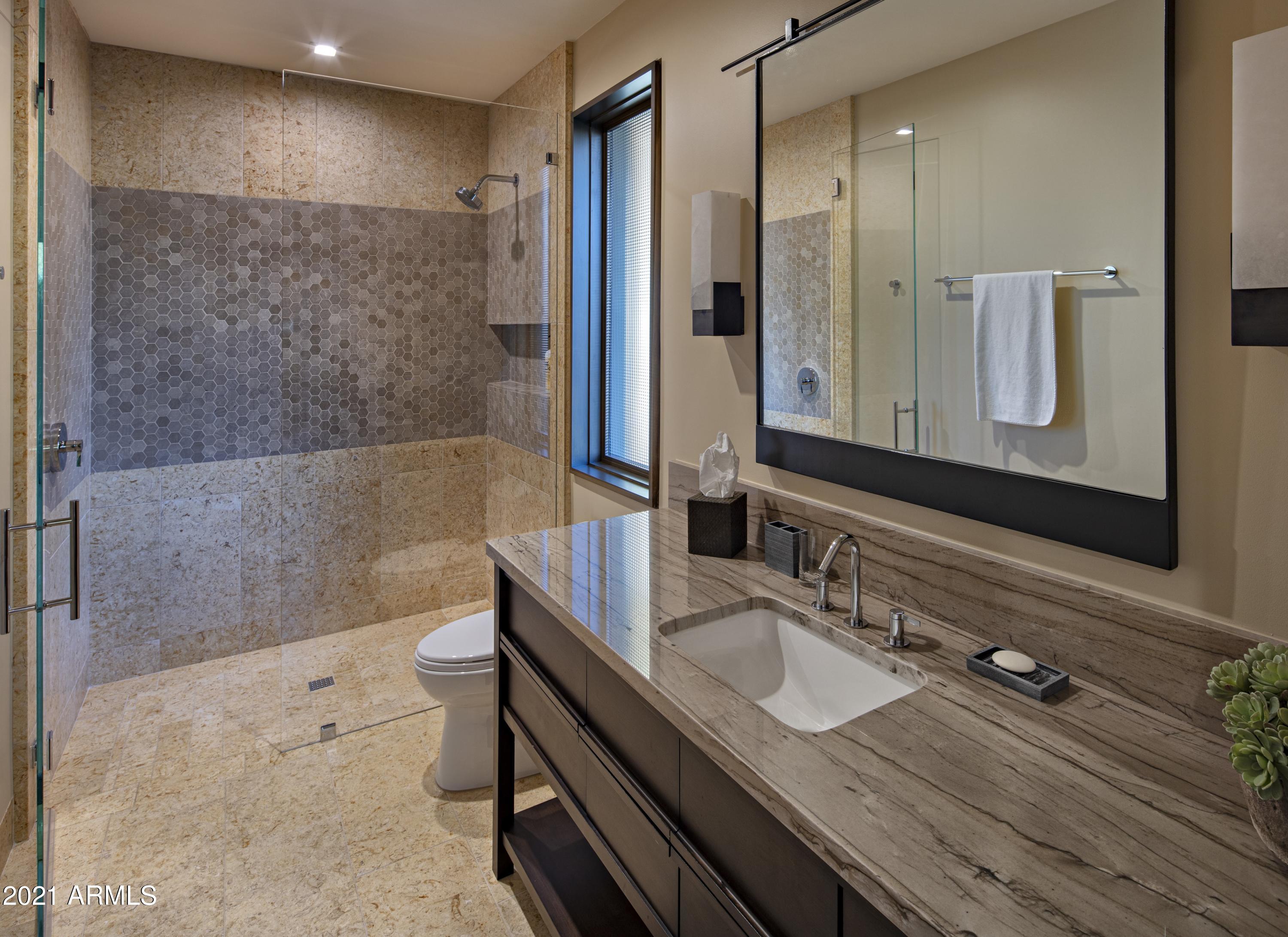 ESTANCIA - Residential