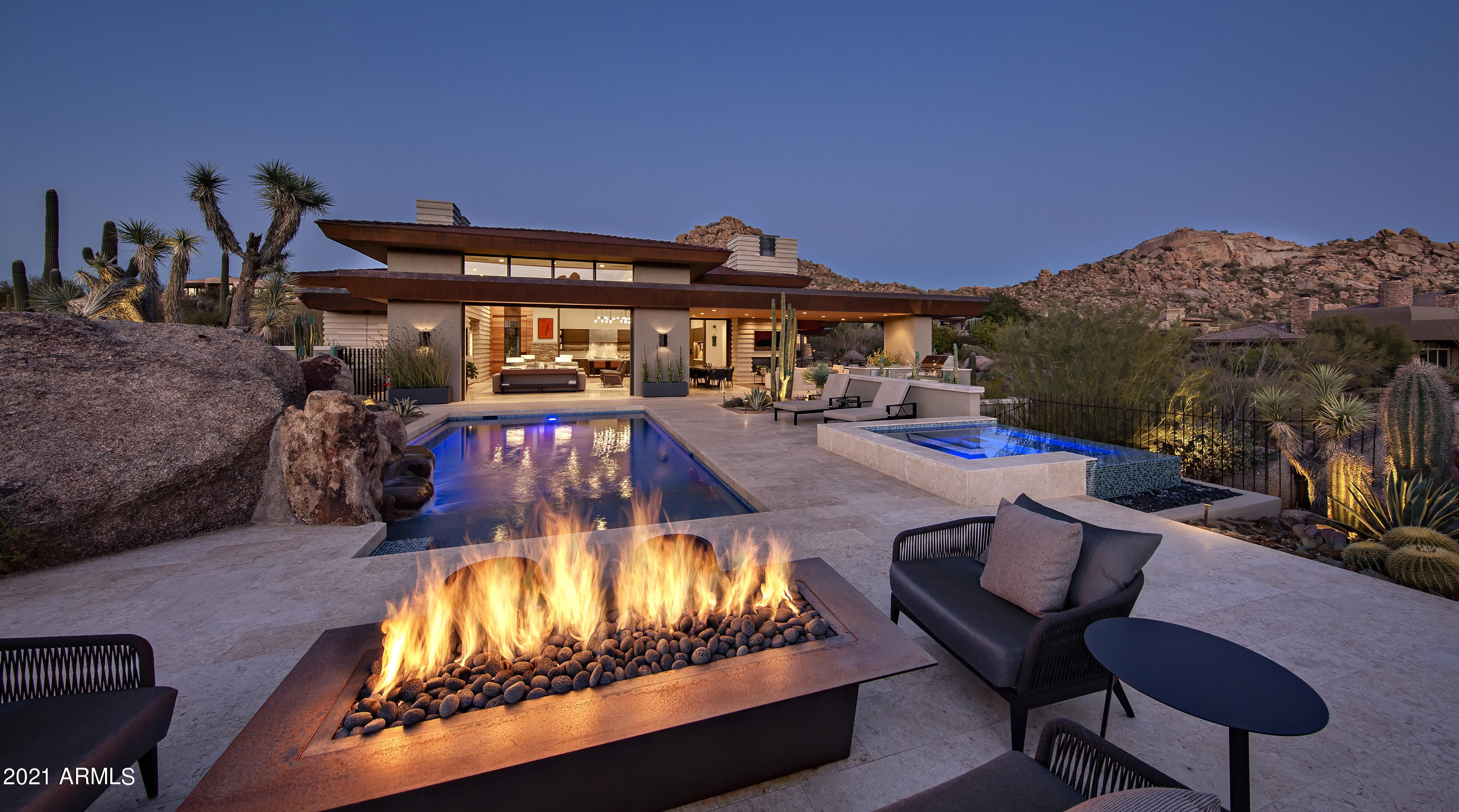 ESTANCIA - Residential