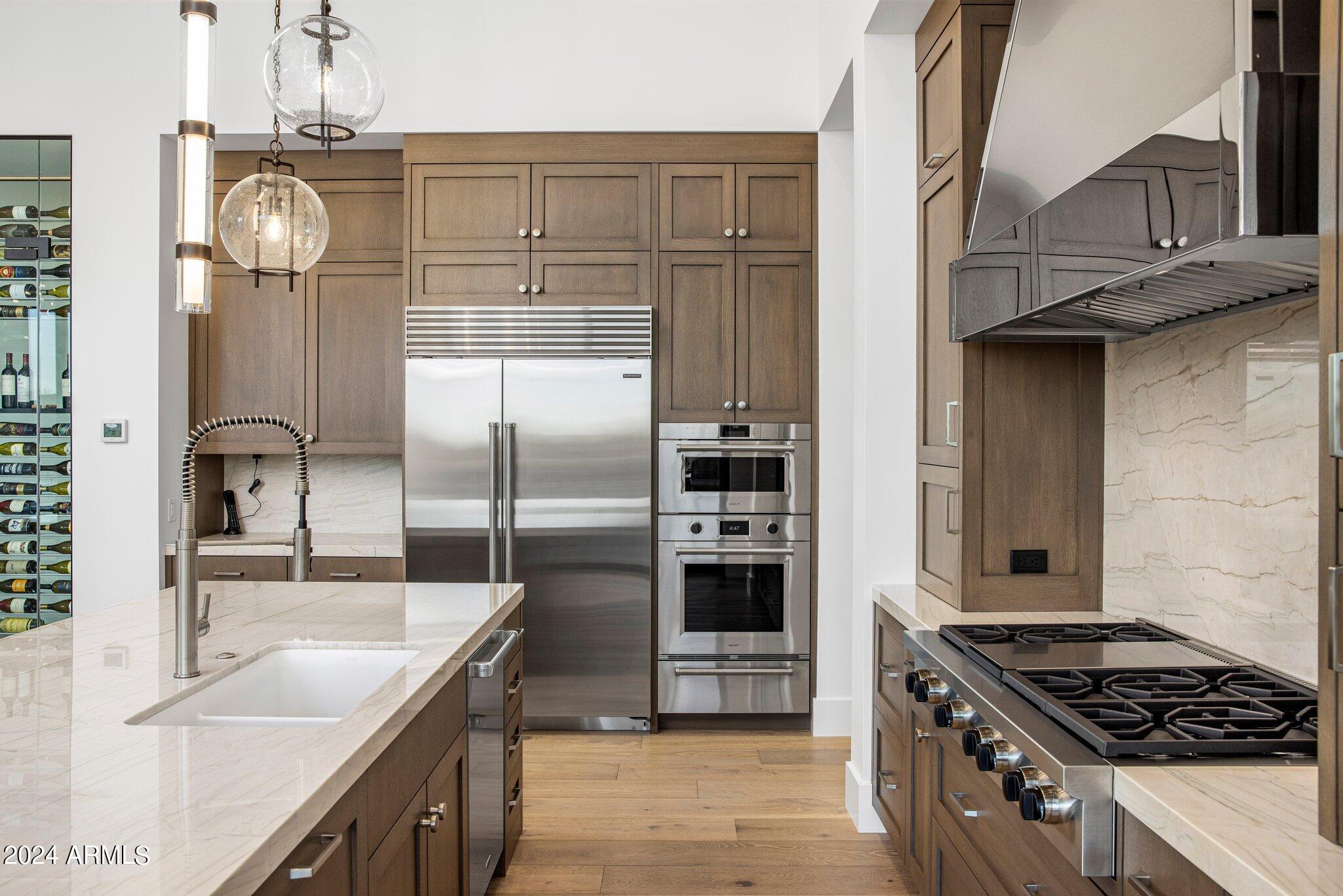 WHISPER ROCK UNIT 3 - Residential