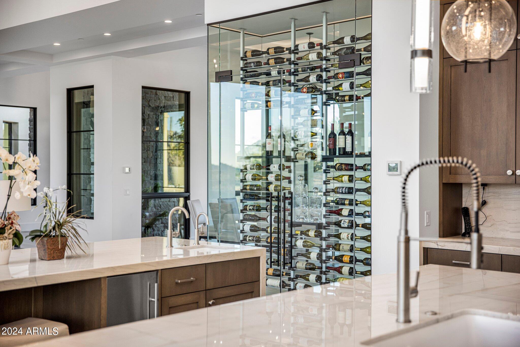 WHISPER ROCK UNIT 3 - Residential