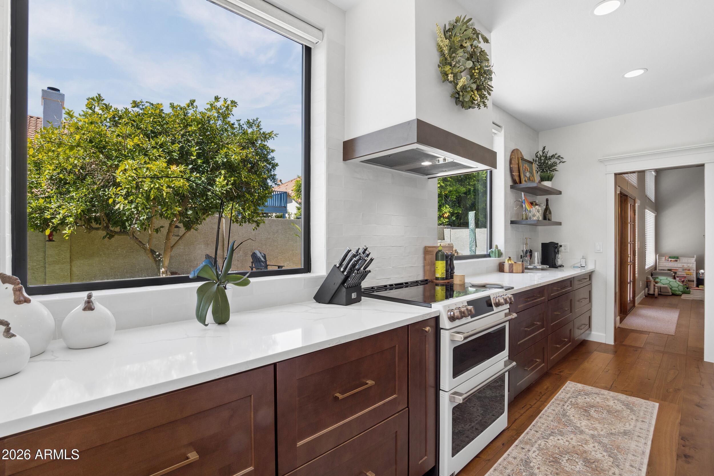 ESTATE LA COLINA UNIT 4 - Residential