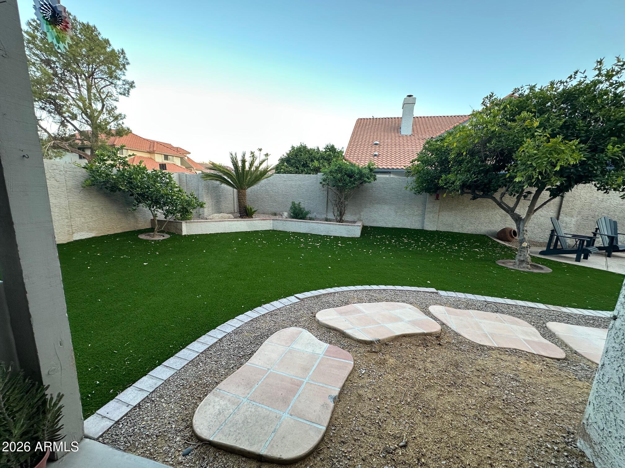 ESTATE LA COLINA UNIT 4 - Residential