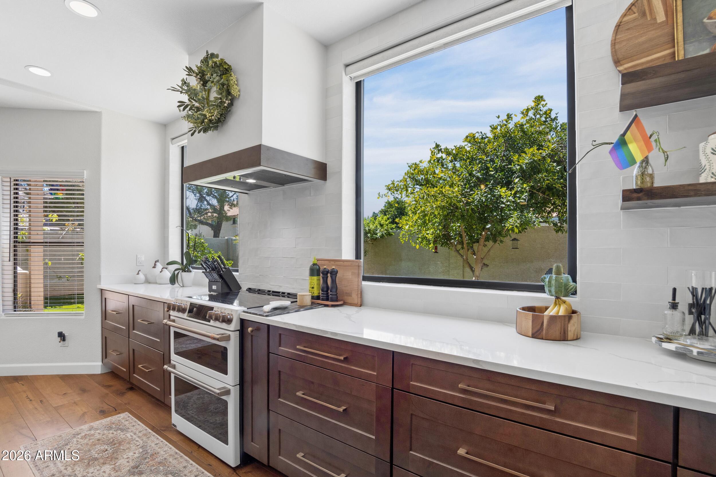 ESTATE LA COLINA UNIT 4 - Residential