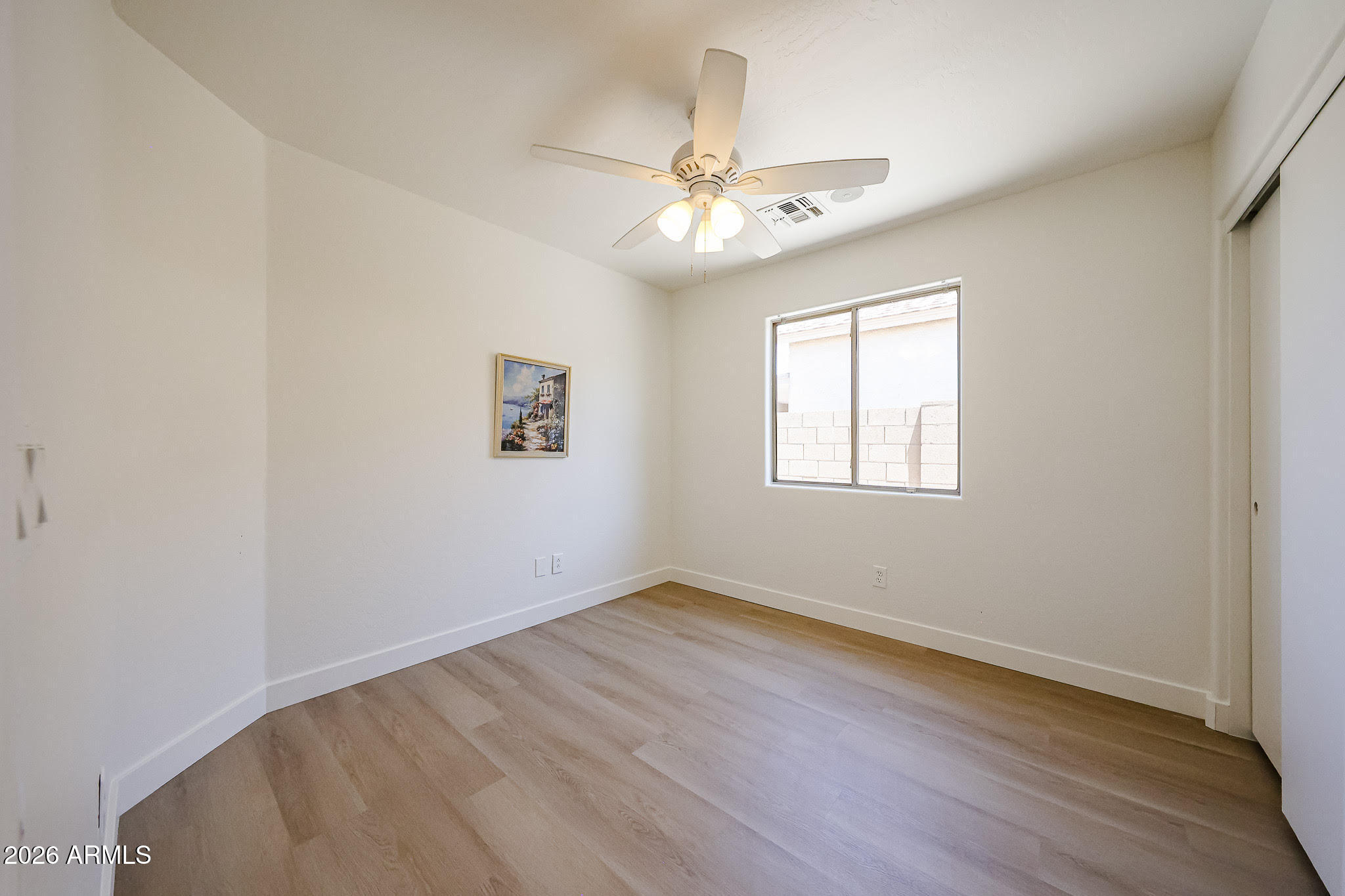 DREAMING SUMMIT UNIT 2B - Residential