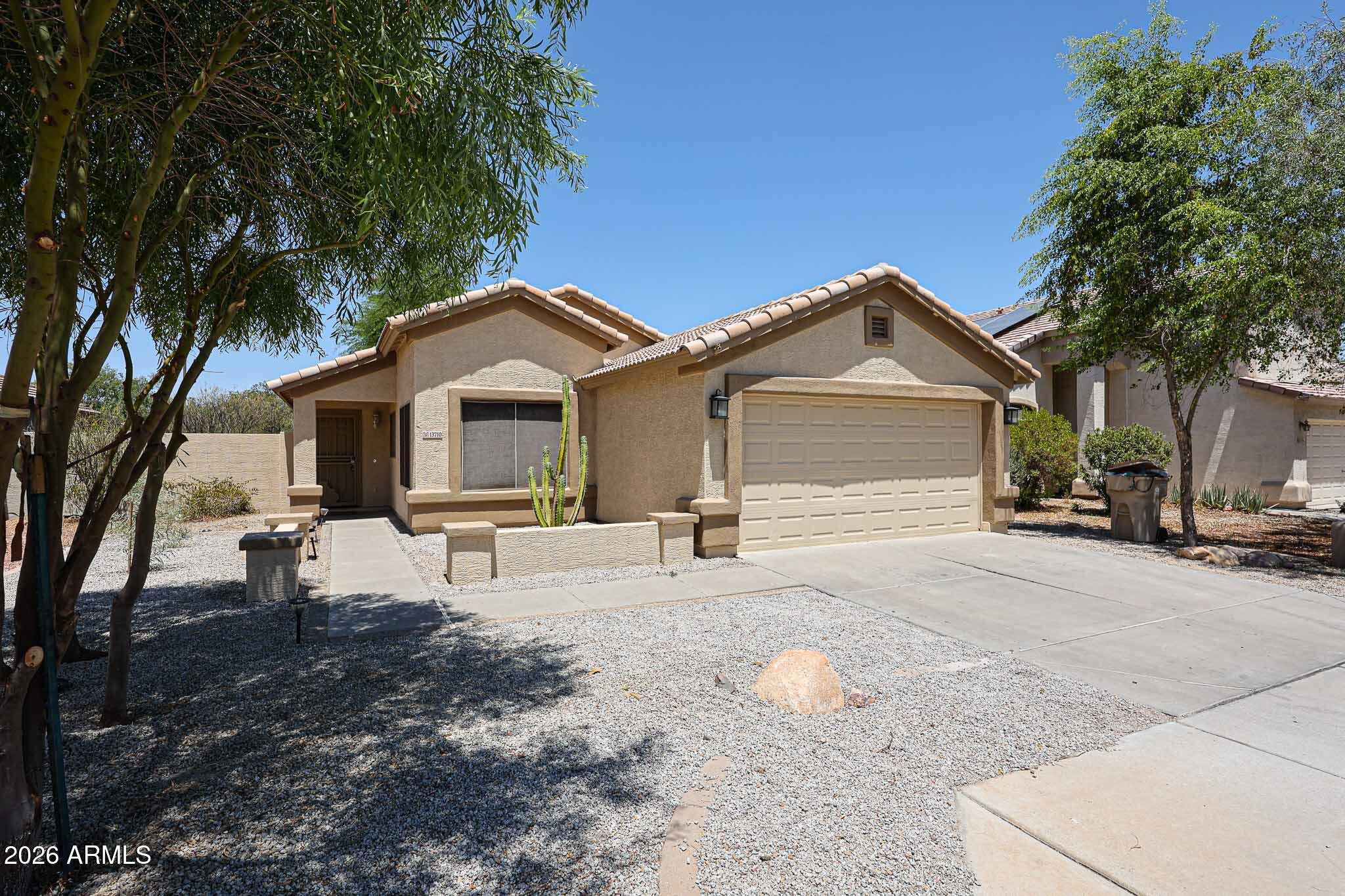 DREAMING SUMMIT UNIT 2B - Residential