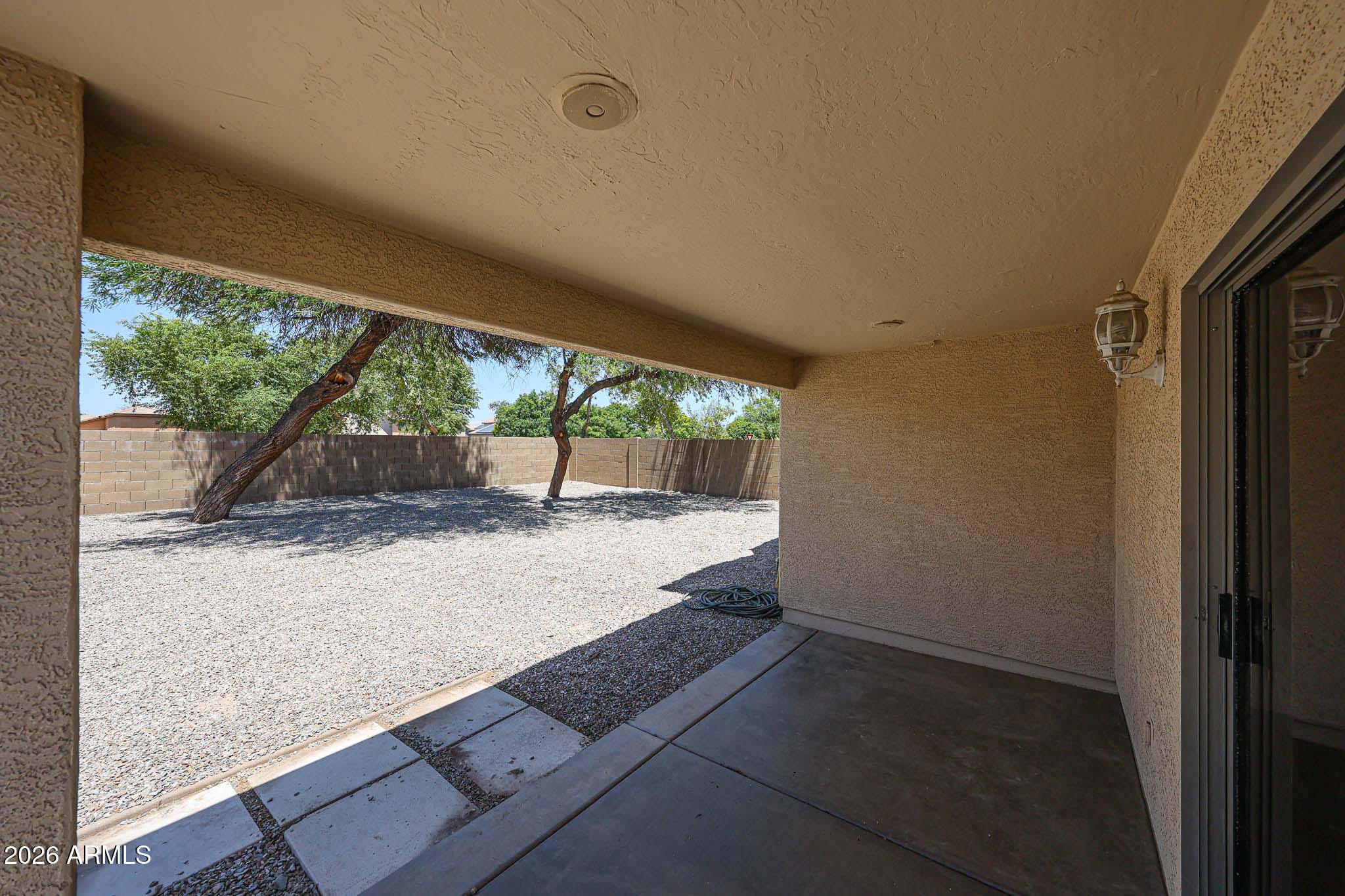 DREAMING SUMMIT UNIT 2B - Residential
