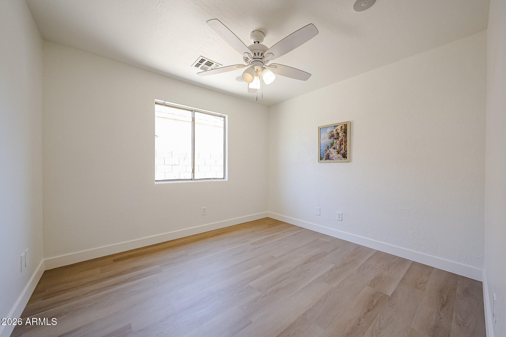 DREAMING SUMMIT UNIT 2B - Residential