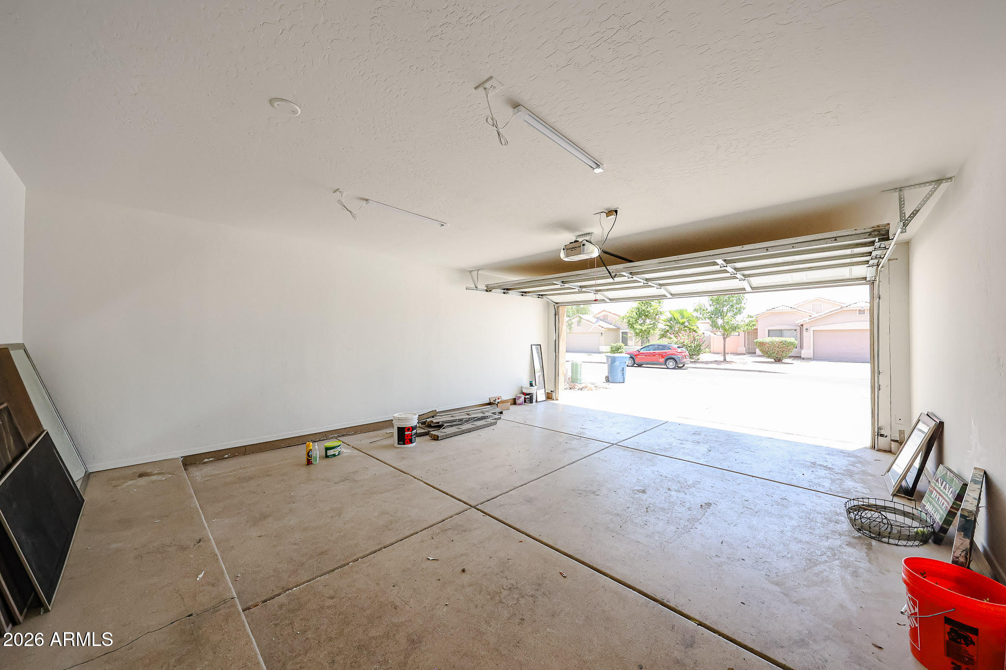 DREAMING SUMMIT UNIT 2B - Residential
