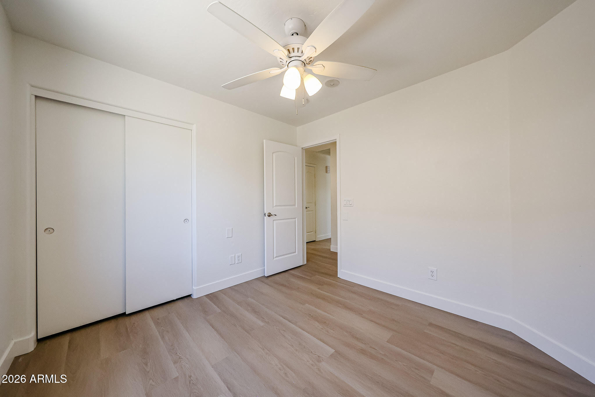 DREAMING SUMMIT UNIT 2B - Residential