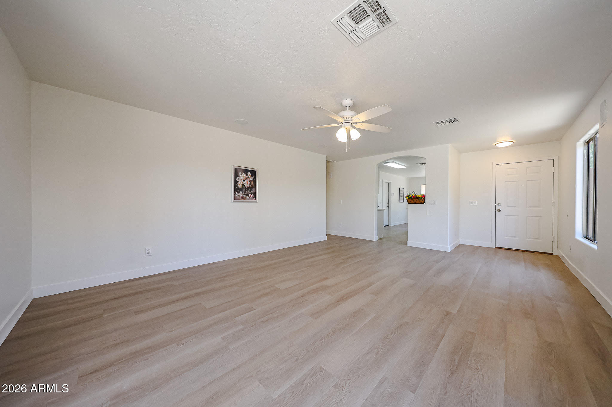 DREAMING SUMMIT UNIT 2B - Residential