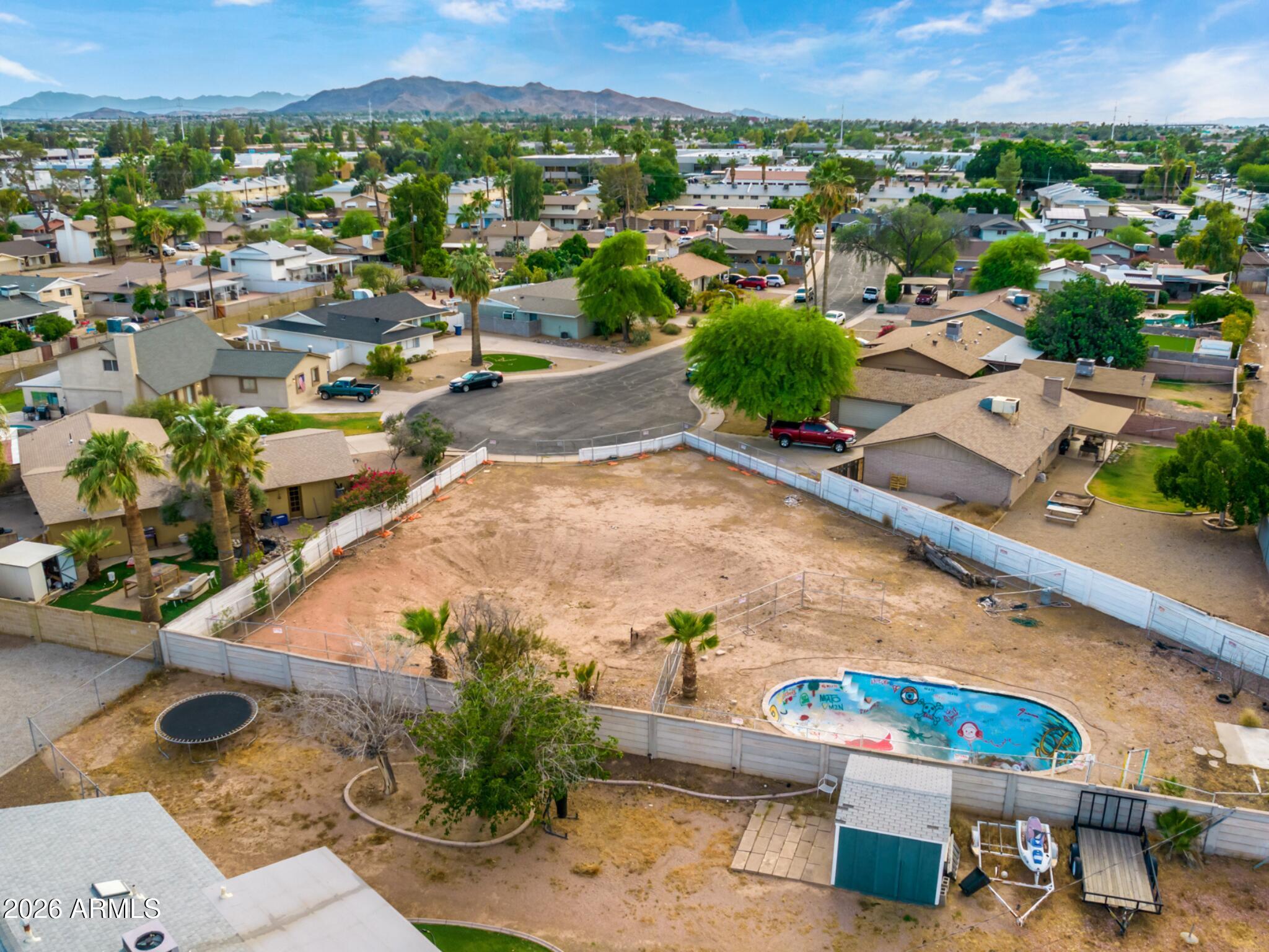 Tempe Gardens 3 - Land