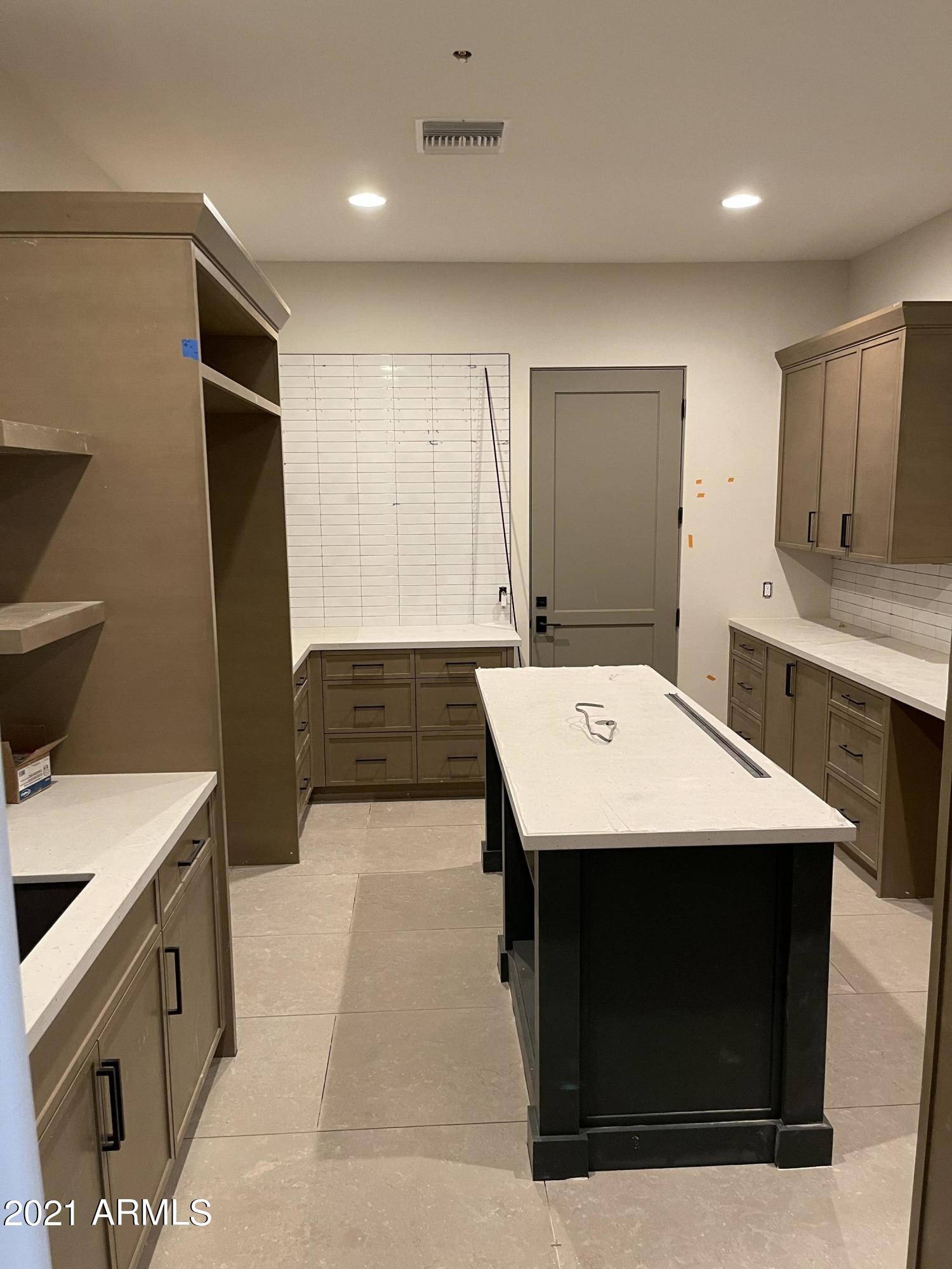 CENTURY CIRCLE ESTATES - Residential