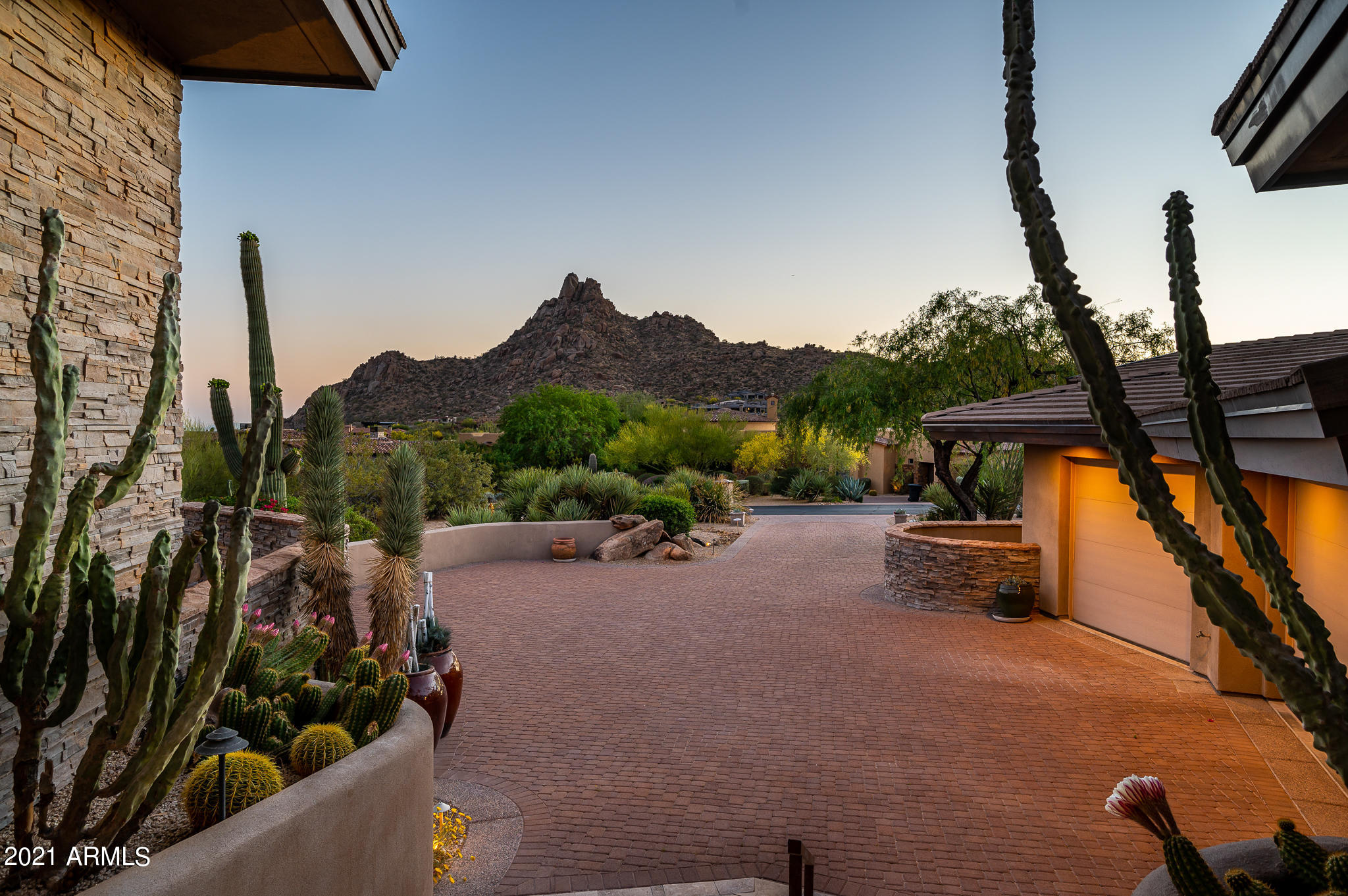 Estancia - Residential