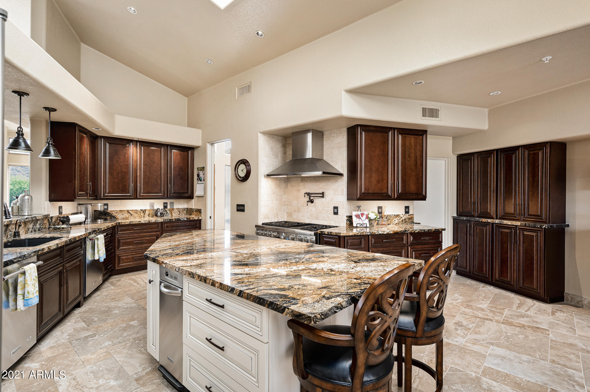 Estancia - Residential