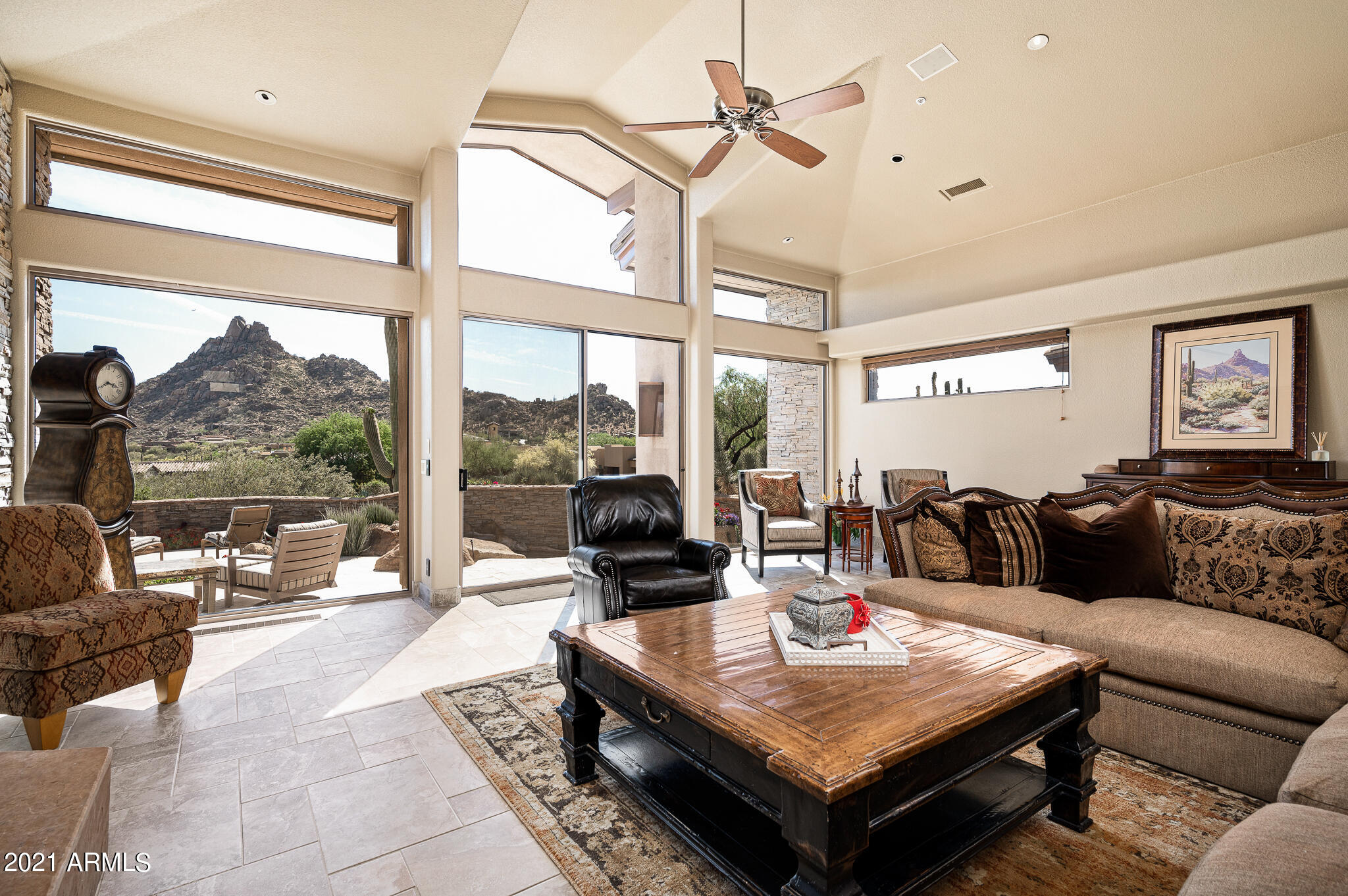 Estancia - Residential