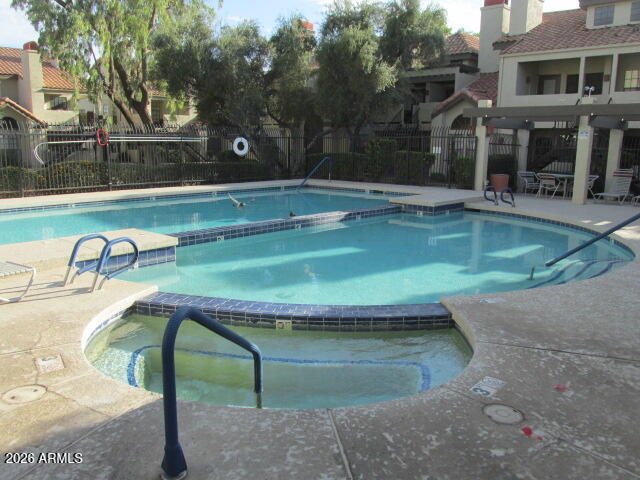 HUDSON TRACE - Residential