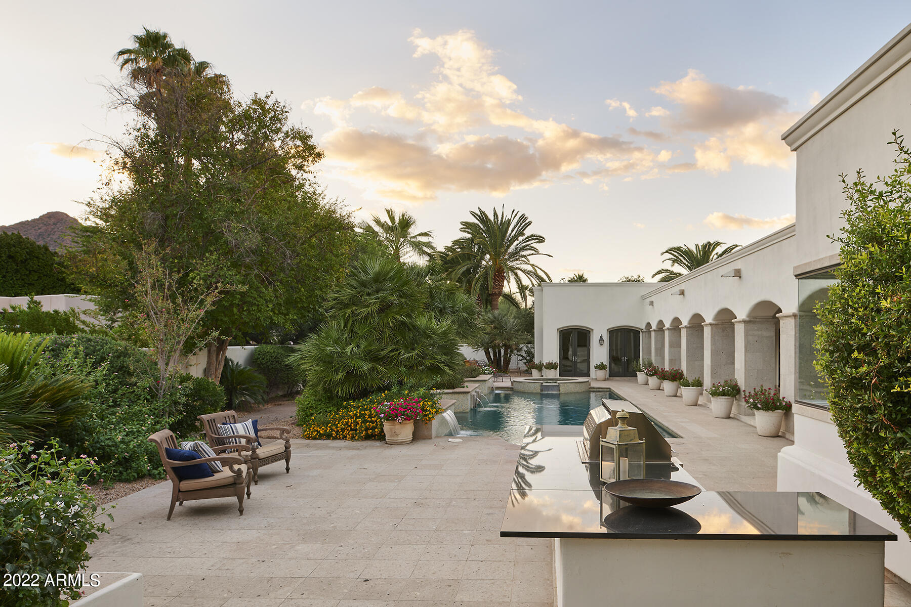CASA BLANCA ESTATES LOT 20-37 & TR A - Residential