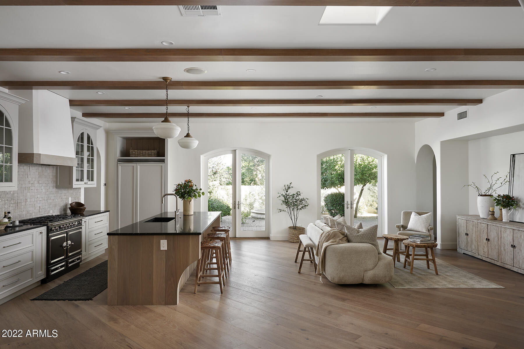 CASA BLANCA ESTATES LOT 20-37 & TR A - Residential