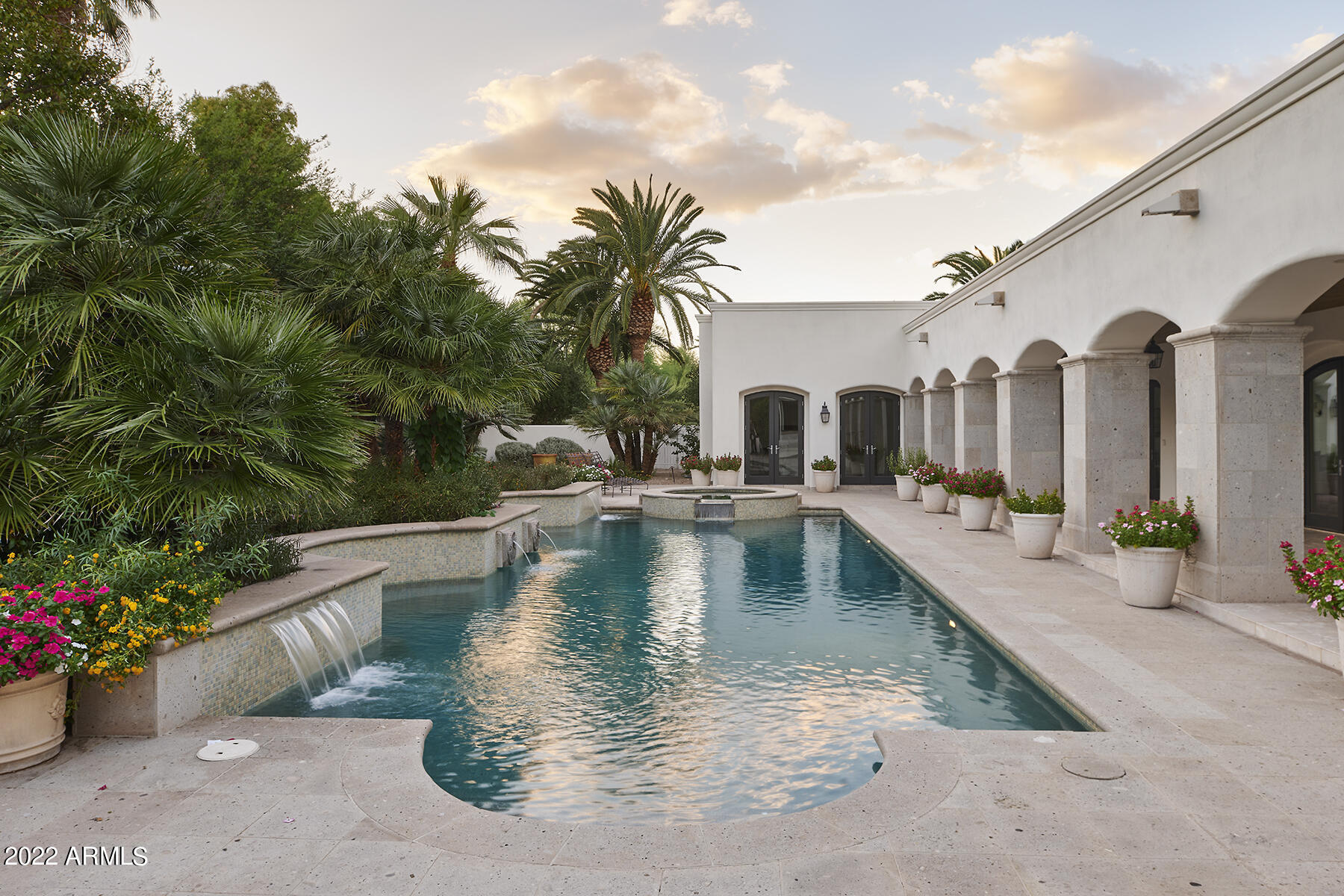 CASA BLANCA ESTATES LOT 20-37 & TR A - Residential