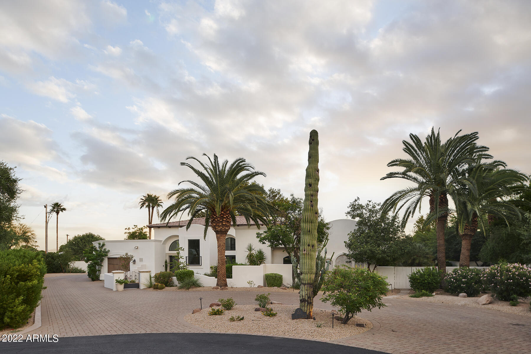 CASA BLANCA ESTATES LOT 20-37 & TR A - Residential