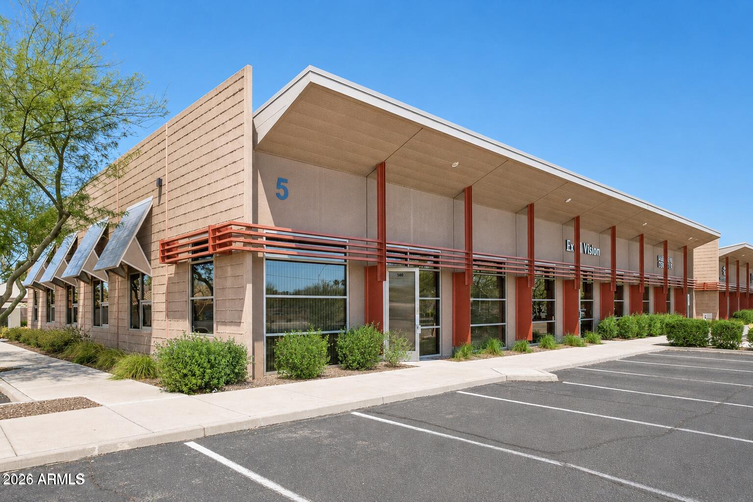BELL PROFESSIONAL CENTER CONDOMINIUM 1ST AMD - Commercial Lease
