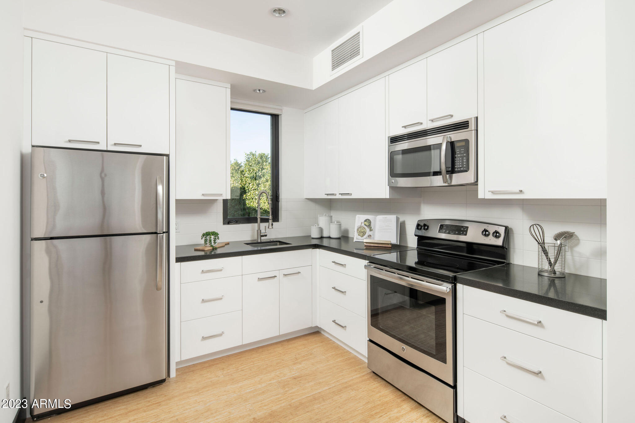 DEL RAY ESTATES 6 - Residential