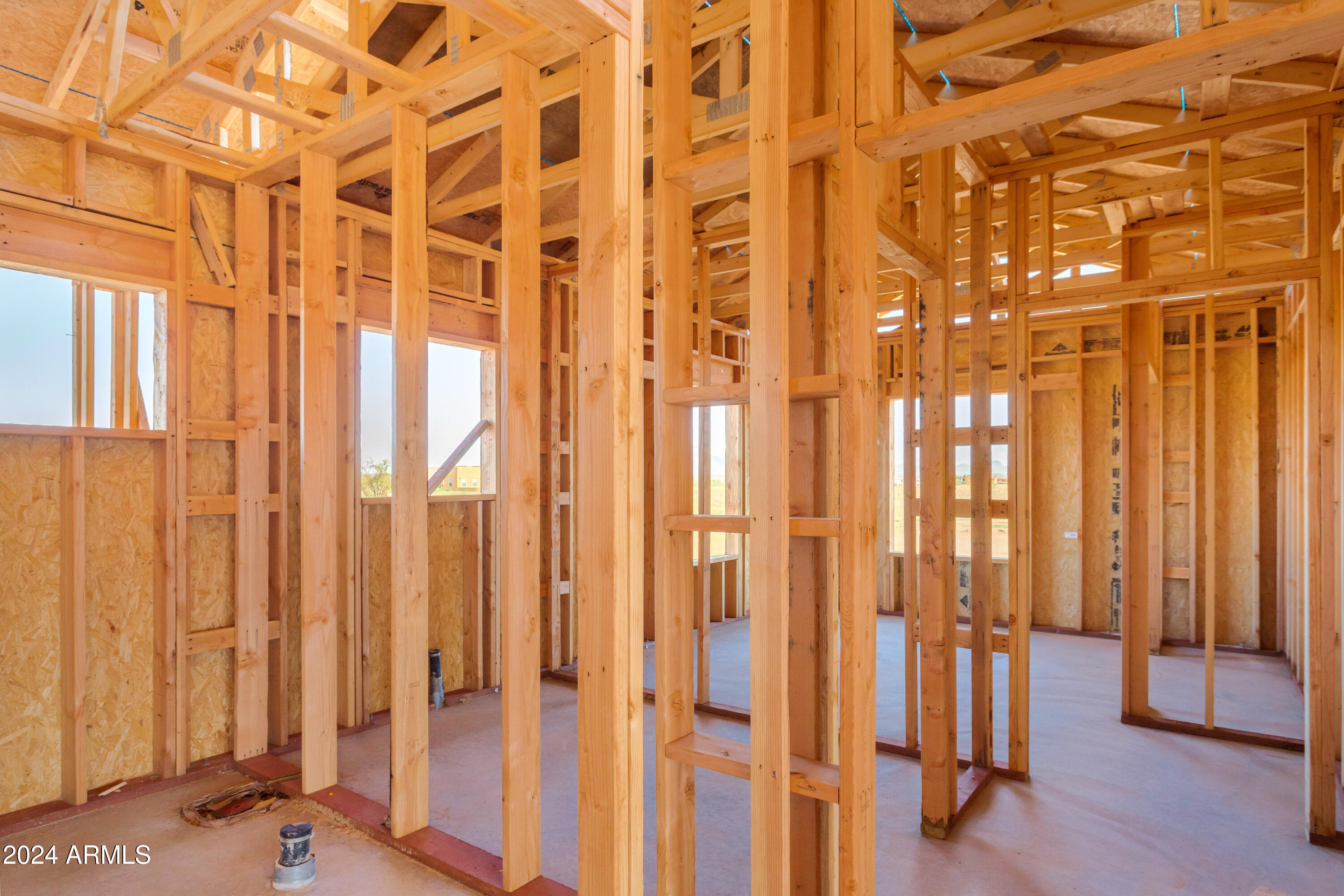RANCHO ARIZONA - Residential