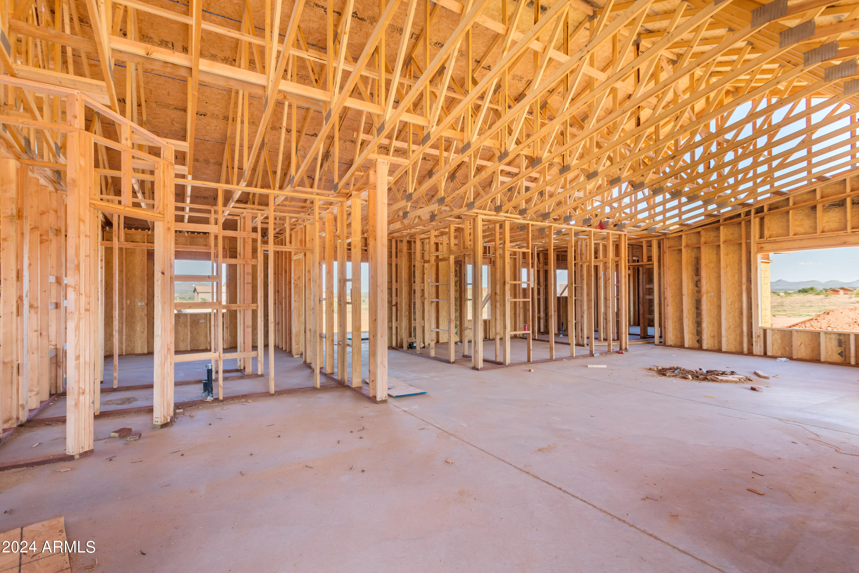 RANCHO ARIZONA - Residential
